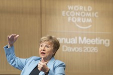 El FMI prevé que España (2,1%) crecerá en 2026 más del doble que la eurozona (0,9%)