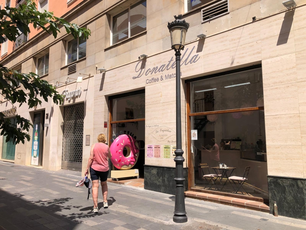 Los nuevos locales de la calle Cándida Jimeno Gargallo. - Los nuevos locales de la calle Cándida Jimeno Gargallo.