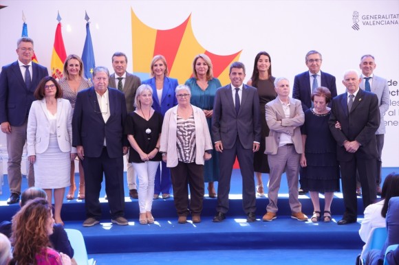 Cultura mantiene el freno al Premi de les Lletres un año después de convocarlo