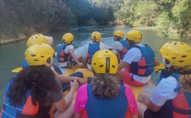 La CHS premia a los alumnos del colegio Miguel de Cervantes de Cieza por su creatividad con el río Segura