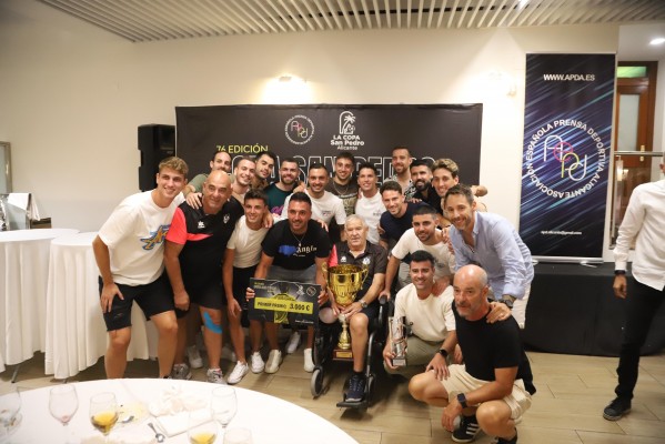 La Copa San Pedro entrega sus premios