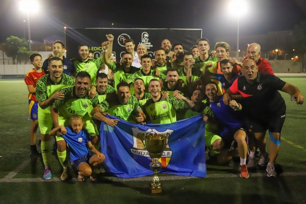 El Mutxamel se proclama campeón de la Copa San Pedro al derrotar al Racing de San Gabriel