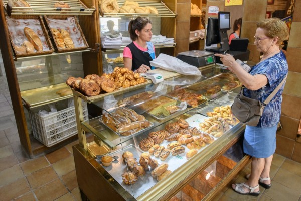 Horno Inma Moliner: el horno valenciano de Mislata que sí tiene relevo generacional