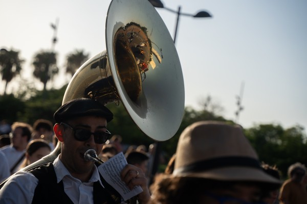 Tradición y eléctronica se dan la mano en una performance para celebrar el 140 Certamen de Bandas de València