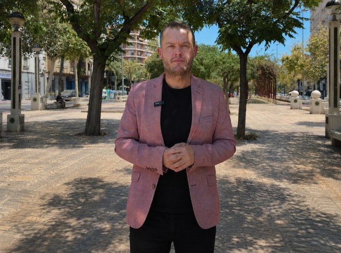 El PSOE de Elche exige interés y celeridad a PP y VOX por las listas de dependencia 