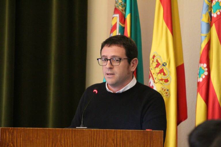 Compromís demana a Carrasco que col·labore amb l'acollida dels menors migrants i expulse a Vox