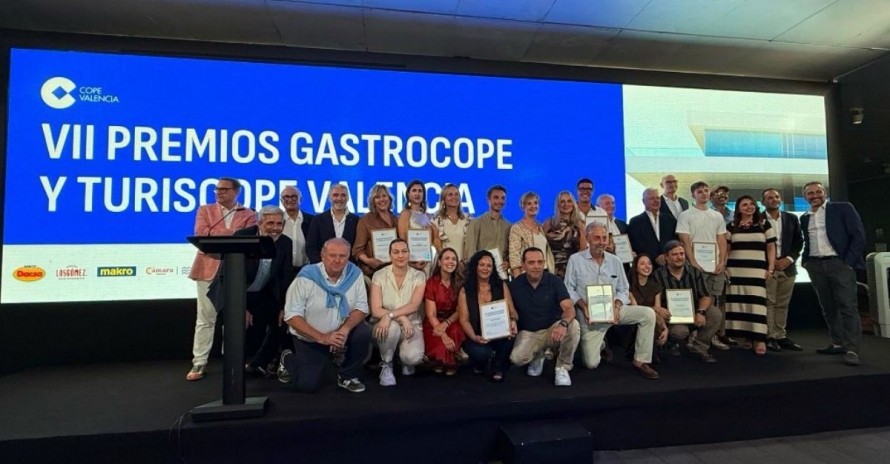 Ferevin y Chozas Carrascal tiñen los premios GastroCOPE de Requena Ciudad Española del Vino