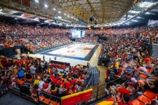 El Ayuntamiento abre La Fonteta para seguir el partido de cuartos de final España-Bélgica