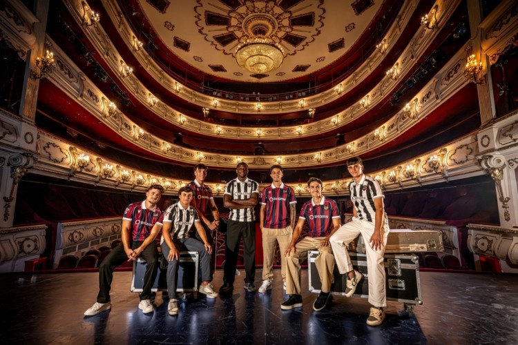 El Levante UD presenta las nuevas equipaciones 2026/27