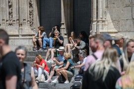Sanidad decreta aviso rojo por calor para este martes en municipios de 24 comarcas de la Comunitat Valenciana
