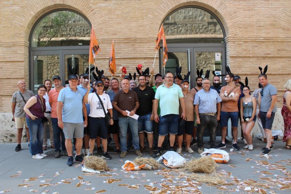 La Unió lleva a la Generalitat la protesta por la fauna salvaje y exige un plan para frenar los daños en el campo