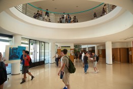 La UA cubre el 98,5% de las plazas de nuevo ingreso el próximo curso: estos son los grados preferidos
