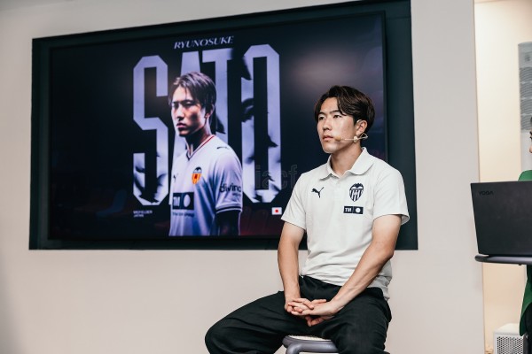 Sato: “Me gustaría jugar cuanto antes y ser un jugador en el que puedan confiar”