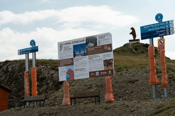 Grandvalira inaugura la nueva escultura de la Ossa de Encamp y estrena una experiencia familiar para descubrir la montaña