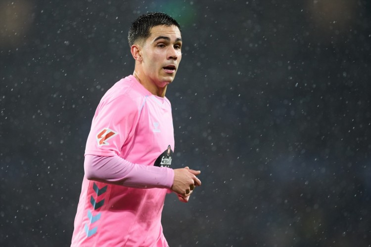 Principio de acuerdo entre Celta y Levante para la cesión de Hugo Sotelo