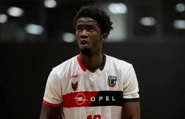 El UCAM CB incorpora al joven ala pívot senegalés Gaye Khalifa para disputar la Liga U con su filial