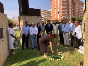 Barcala mantiene la incógnita y no aclara si comparecerá en la comisión municipal sobre las VPP