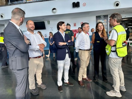 Así fluye la Operación Paso del Estrecho desde Alicante: 7.500 pasajeros y 3.000 coches