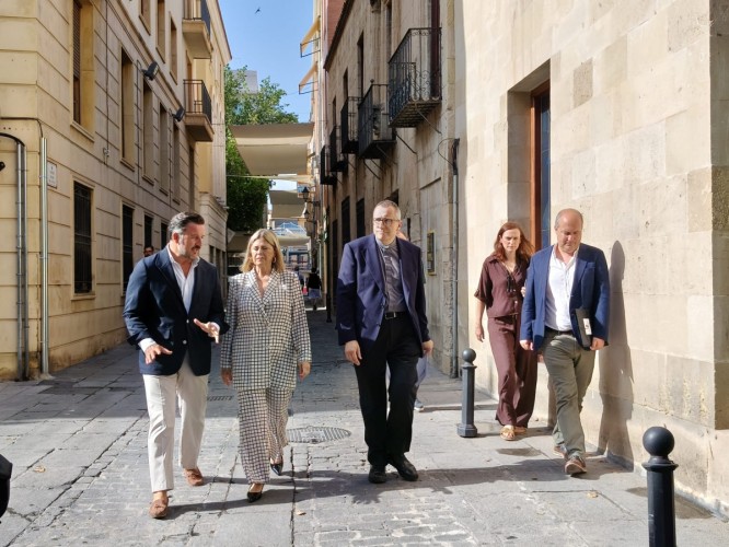 El Ayuntamiento gana más peso en el Patronato del Misteri d'Elx: mayor difusión y tradición sin sobresaltos