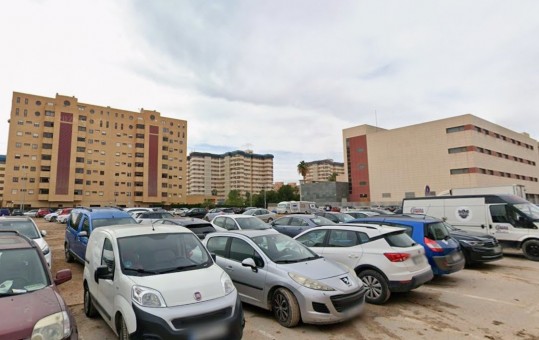 Las grandes constructoras pujan por las VPP de Benalúa en Alicante: Metrovacesa, CHM, Aitana...