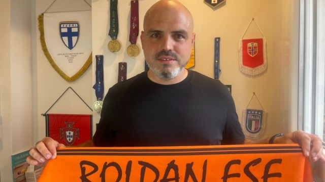 Íñigo Martínez vuelve al STV Roldán FSF como entrenador y también como director deportivo