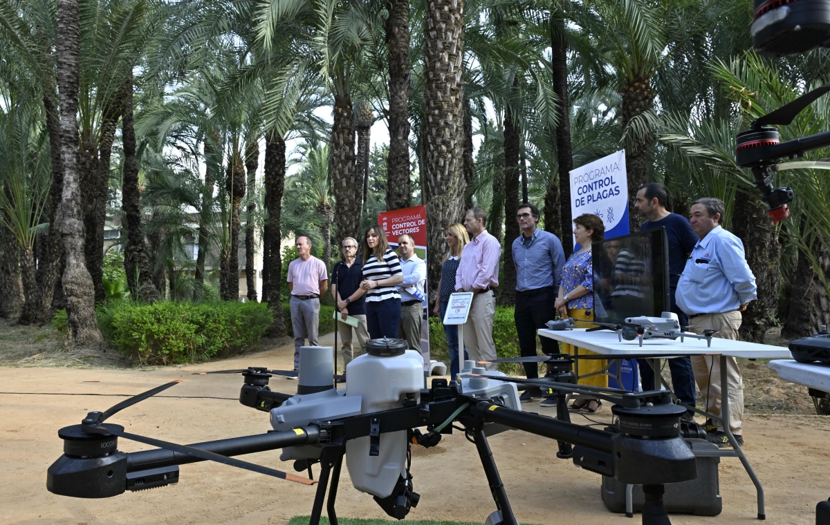 Dron en Murcia contra el mosquito tigre.
