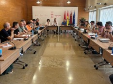 Murcia revisa el catálogo de puestos de trabajo y sube el salario de seis servicios municipales