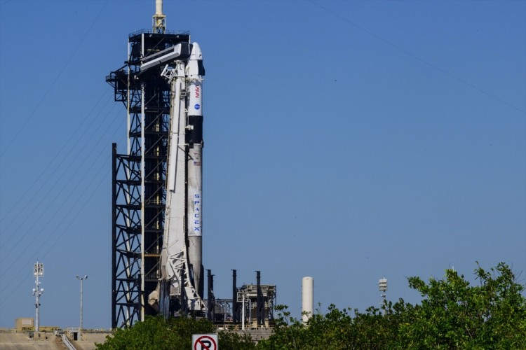 SpaceX cumple un mes en Bolsa con las acciones por debajo de su precio de debut
