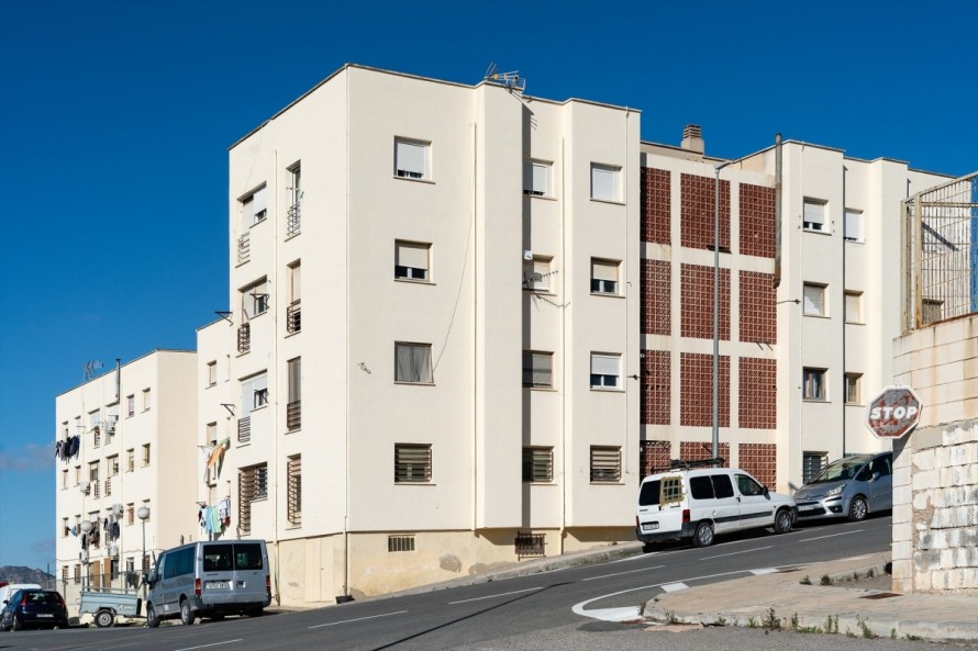La compraventa de viviendas en la Comunitat baja un 10,8% tras empeorar su evolución interanual en mayo
