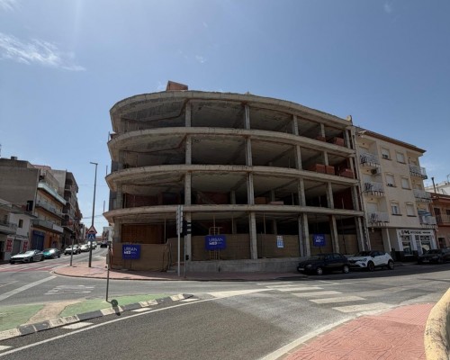 Benitatxell vende el esqueleto del edificio de Capelletes por 520.000 euros