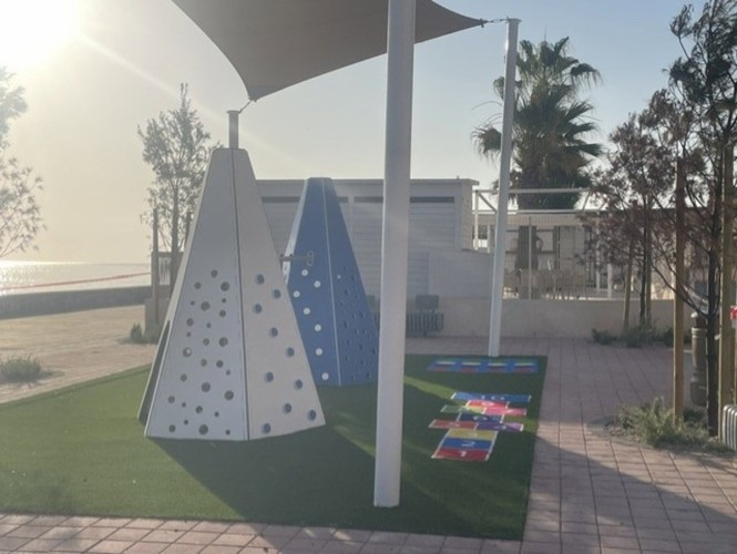 San Javier transforma espacios abandonados de La Manga para combatir el efecto isla de calor