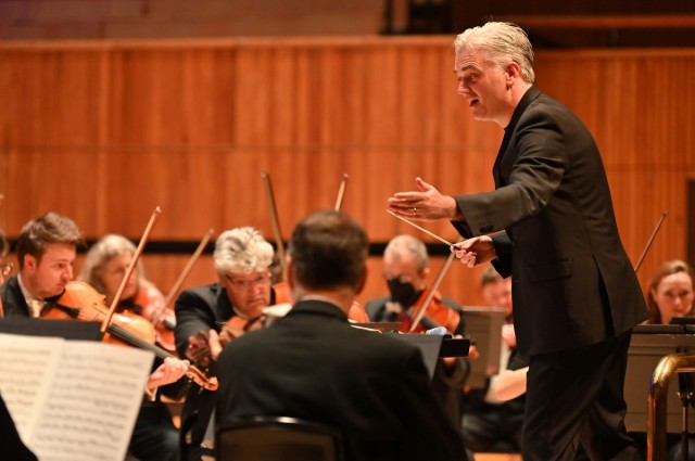 El Palau de la Música se reivindica como auditorio de grandes orquestas sinfónicas en su 40 aniversario