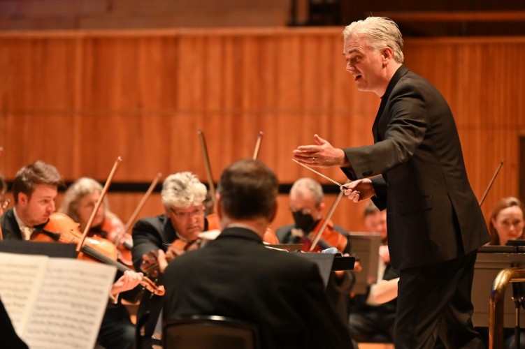 El Palau de la Música se reivindica como auditorio de grandes orquestas sinfónicas en su 40 aniversario