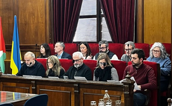 Toni Francés reordena el gobierno de Alcoy: Jordi Martínez pierde áreas que pasan a Vanessa Moltó y Raül Llopis