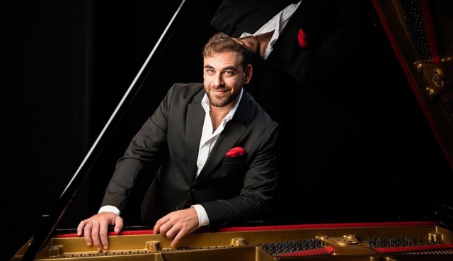 El Festival de Jazz San Javier ofrece este viernes una noche de contrastes con Luca Filastro y Young Gun Silver Fox
