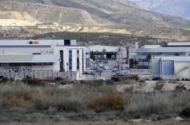 Medio Ambiente 'filtra' la ampliación de Las Atalayas de Alicante y plantea un recorte de metros