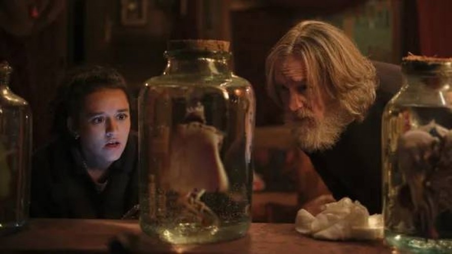'Small Prophets', una serie fuera de lo convencional que recuerda la magia del cine fantástico de los 80