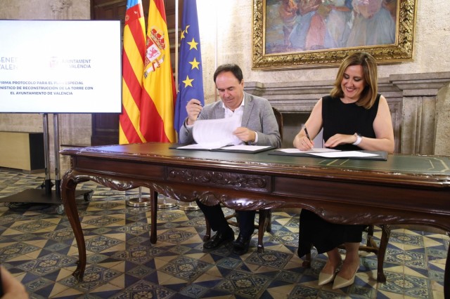 Catalá y Llorca firman un plan urbanístico que permitirá sumar 1.200 viviendas públicas en La Torre