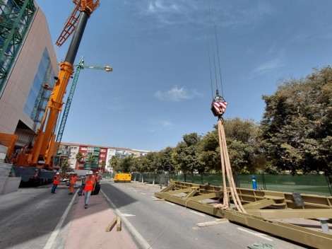 Así avanza la Ciudad de la Justicia de Alicante: instalan dos vigas para 'sujetar' su patio interior