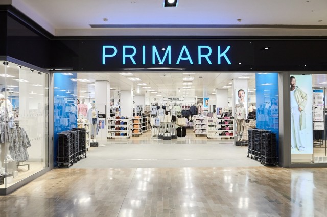 Primark reestrena su tienda en el Espacio Mediterráneo de Cartagena tras completar la remodelación