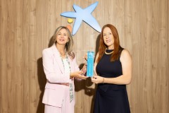 María Cánovas (NewGarden) se alza con el  ‘Premio Empresaria’ en la Región de Murcia