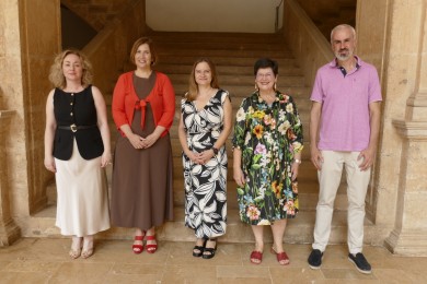 M. Àngels Francés, elegida nova presidenta de l’AVL