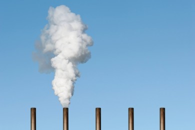 Bruselas da más margen a la industria para reducir emisiones con la reforma del mercado de carbono