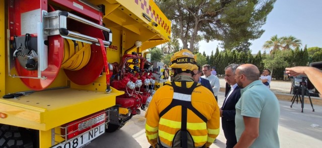 La Región suma dos vehículos autobomba con 4.600 litros de agua para combatir incendios