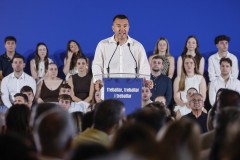 Mompó dice que le gustaría otro mandato en la Diputación de Valencia y que estará donde le 