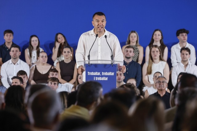 Mompó dice que le gustaría otro mandato en la Diputación de Valencia y que estará donde le 