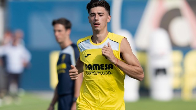 El Villarreal y el Levante acuerdan la cesión del centrocampista Dani Requena