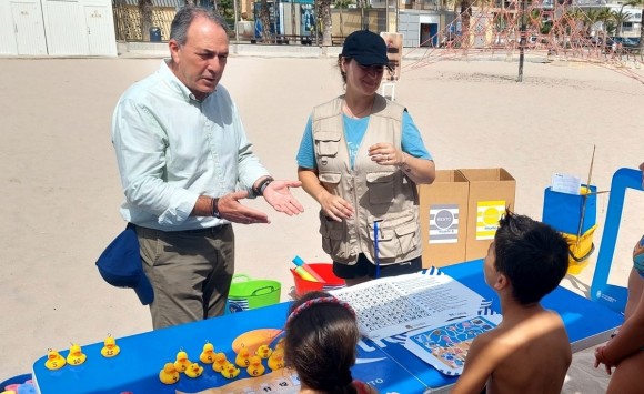Alicante activa la campaña de concienciación ambiental en playas por un verano sostenible