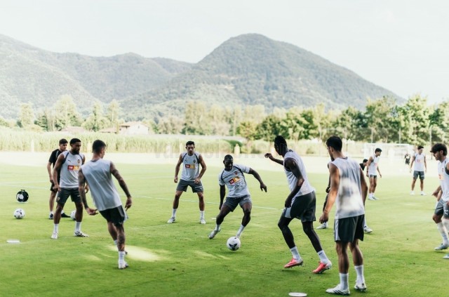 El Valencia CF afronta su primer test de pretemporada ante Petro de Luanda