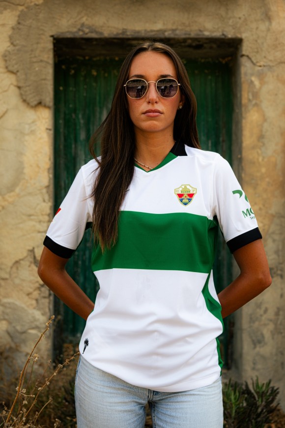 La franja verde gana peso en la nueva elástica del Elche CF
